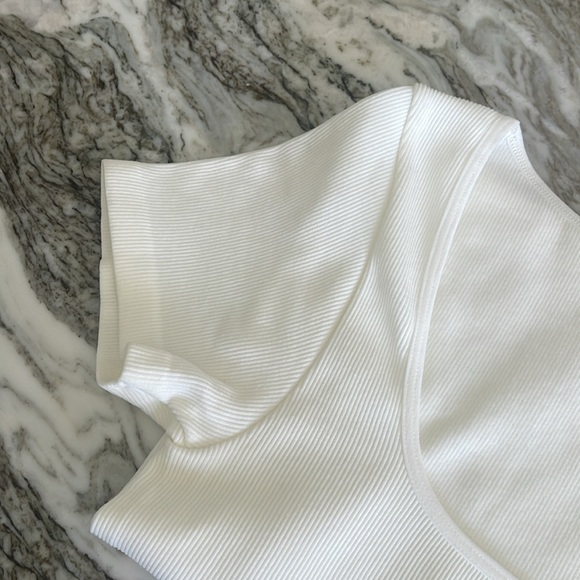 ELODIE Square Neck short sleeve Top/ white/ Essential/Finely ribbed - Picture 4 of 6